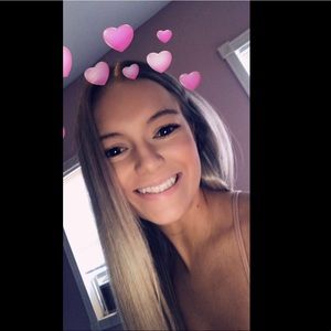 Meet your Posher, Karlee